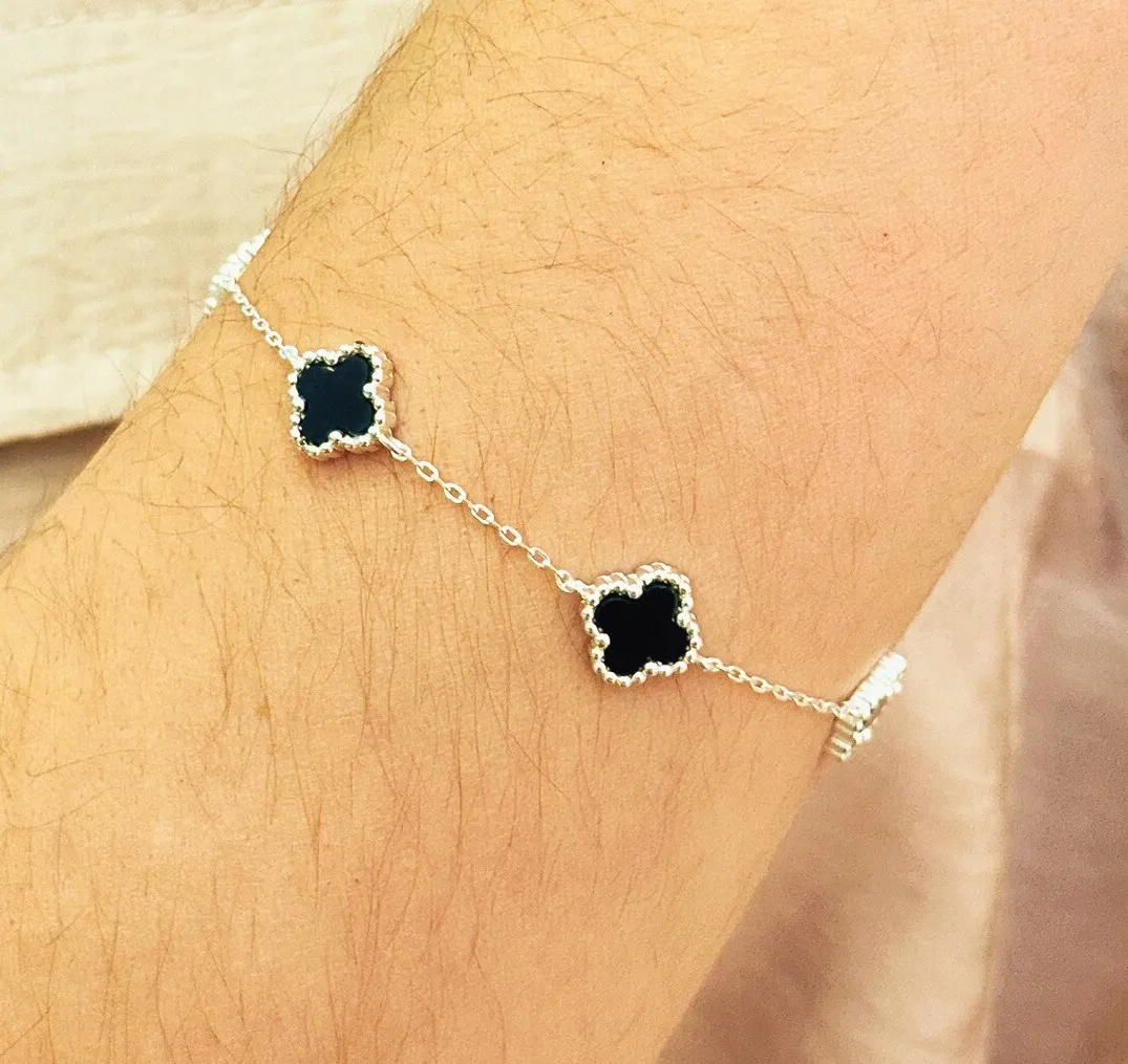 PULSEIRA PRATA ALHAMBRA VAN CLEEF ONIX