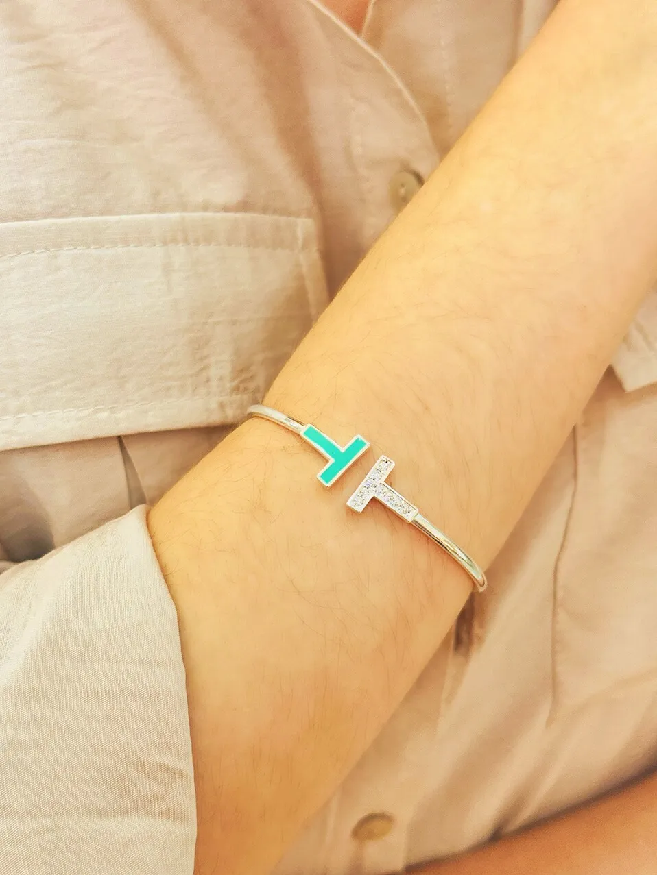 BRACELETE PRATA CRAVEJADO TIFFANY INSPIRAÇÃO