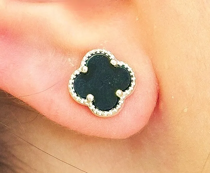 BRINCO PRATA ALHAMBRA INSPIRAÇÃO VAN CLEEF PEDRA ONIX