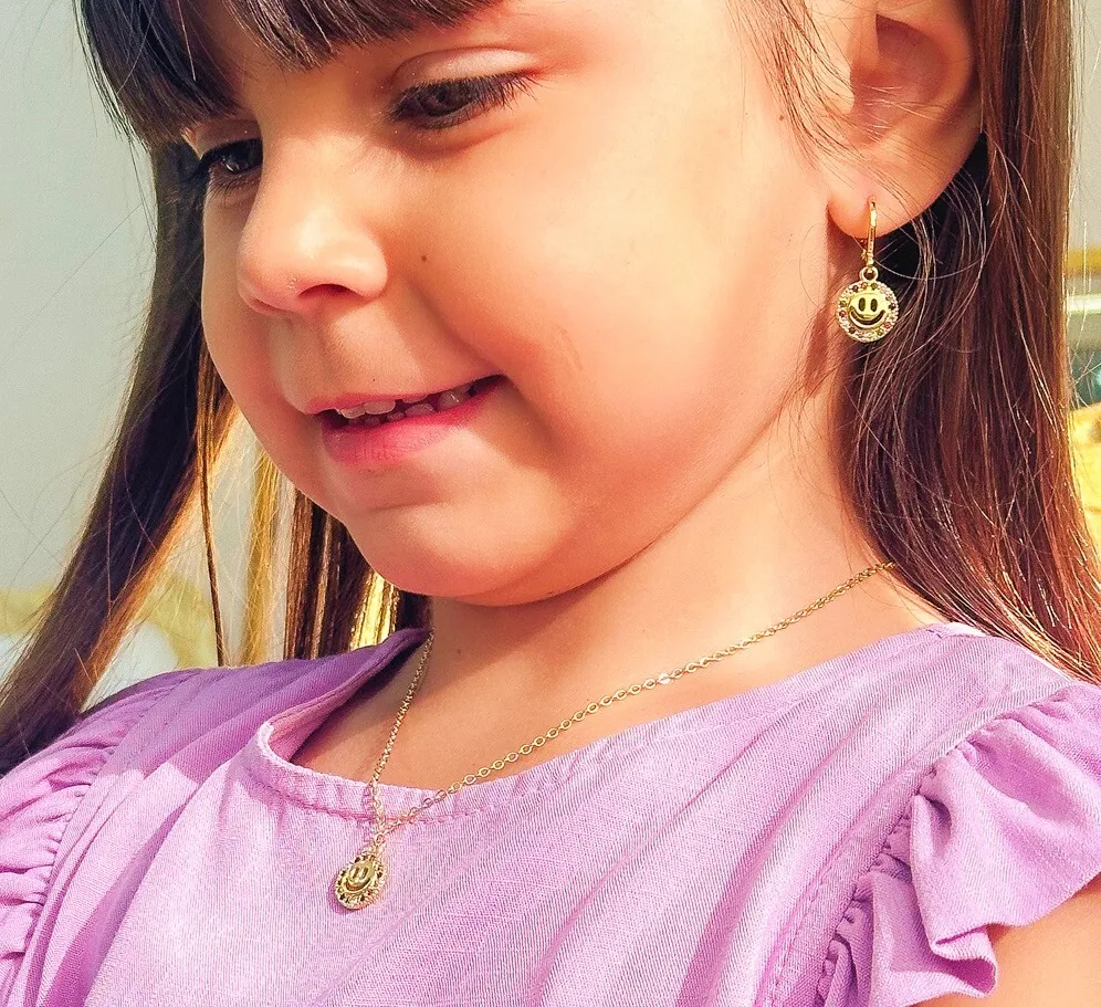 CONJUNTO INFANTIL EMOJI CRAVEJADO COLORS