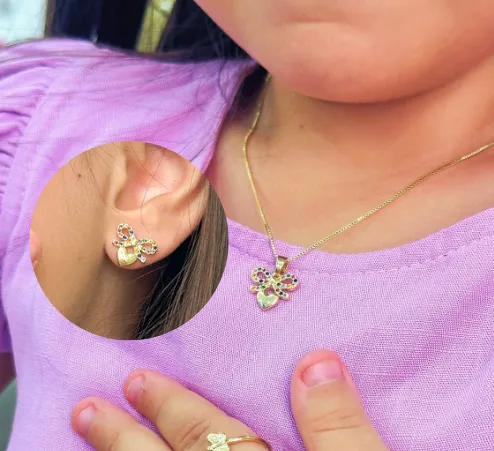 CONJUNTO INFANTIL LAÇO COM CORAÇÃO CRAVEJADO COLORS