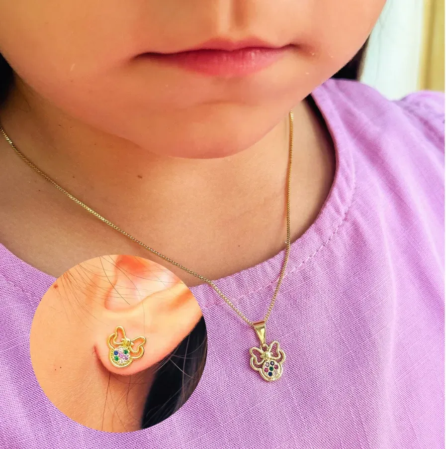 CONJUNTO INFANTIL MINNIE CRAVEJADA COLORS