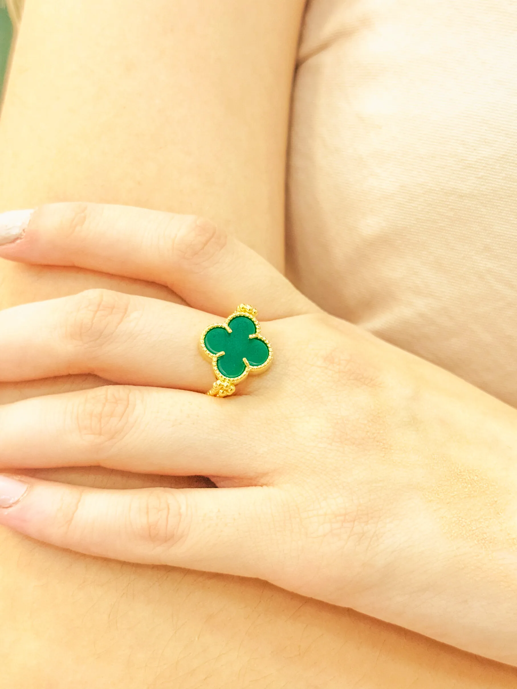 ANEL ALHAMBRA VAN CLEEF PEDRA VERDE DUPLA FACE