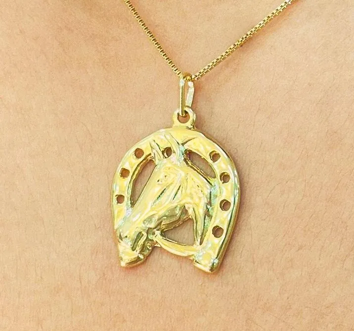 GARGANTILHA FERRADURA COM CAVALO