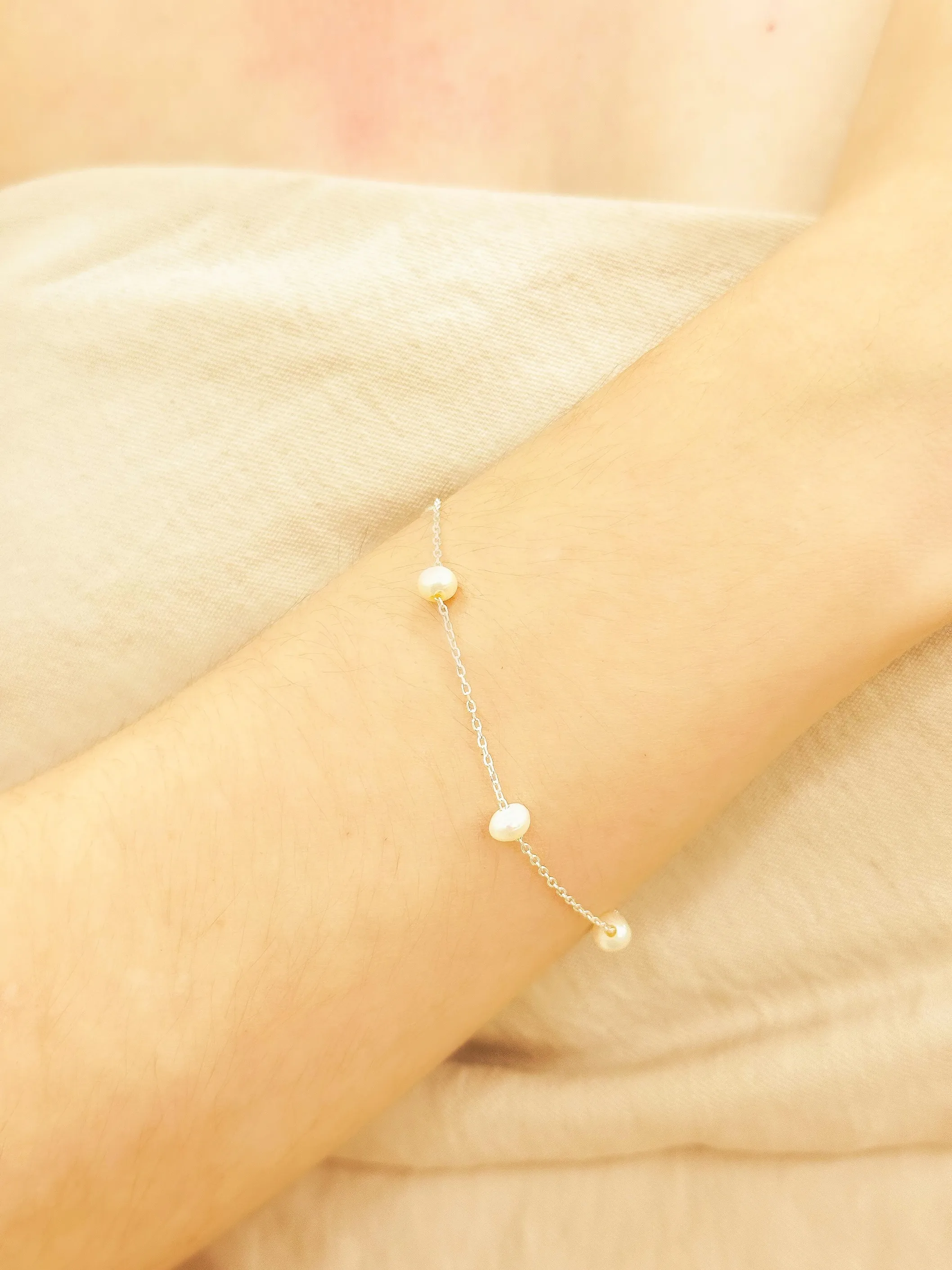 PULSEIRA PRATA PEROLA MARROQUINA