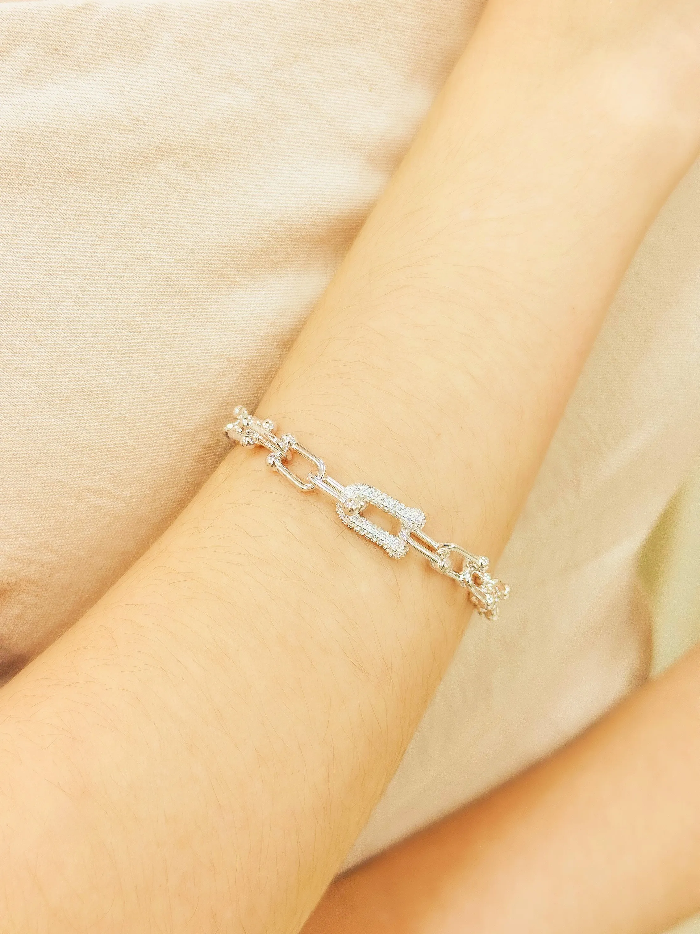 PULSEIRA PRATA ELOS TIFFANY