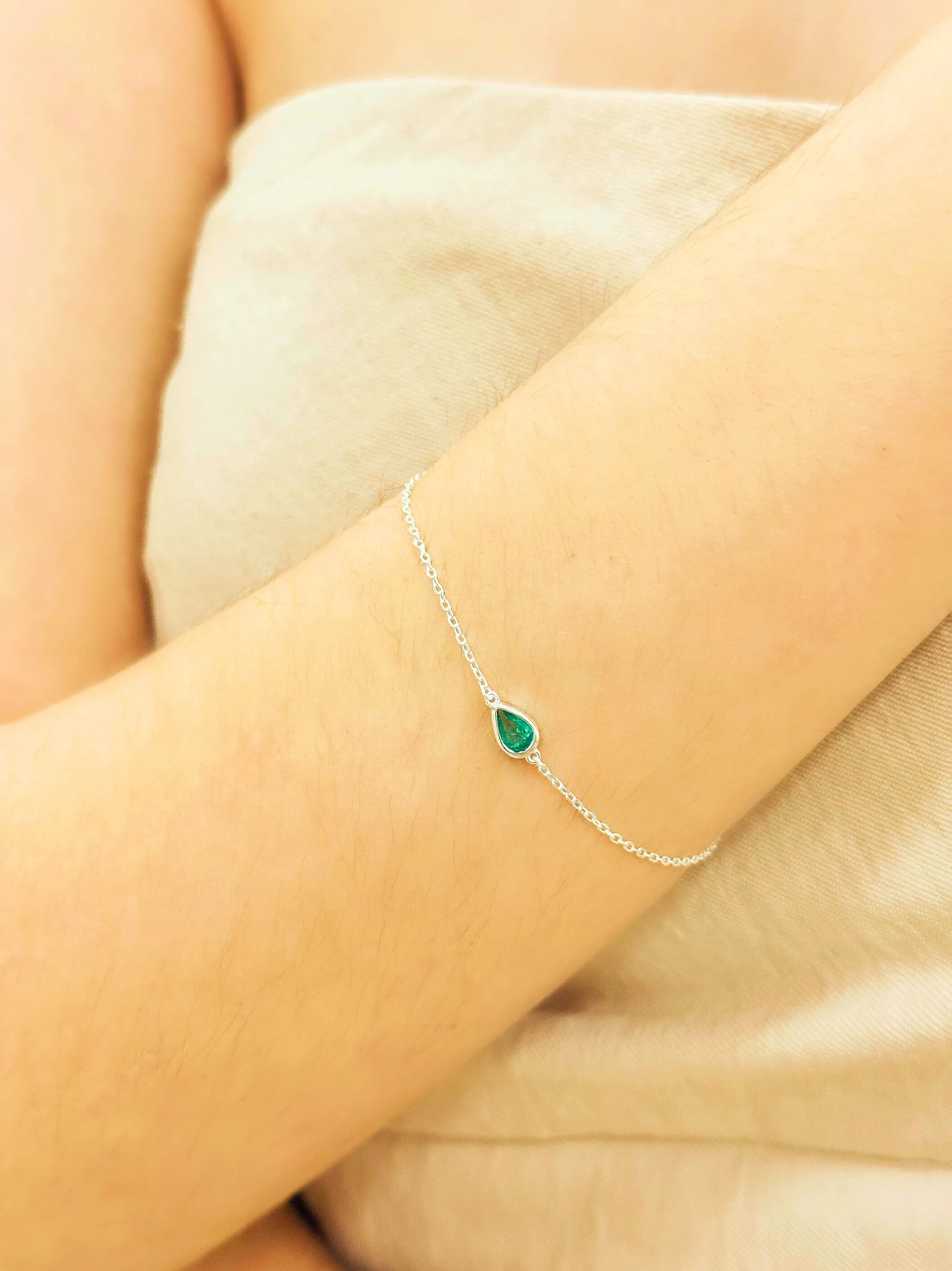 PULSEIRA PRATA GOTA VERDE