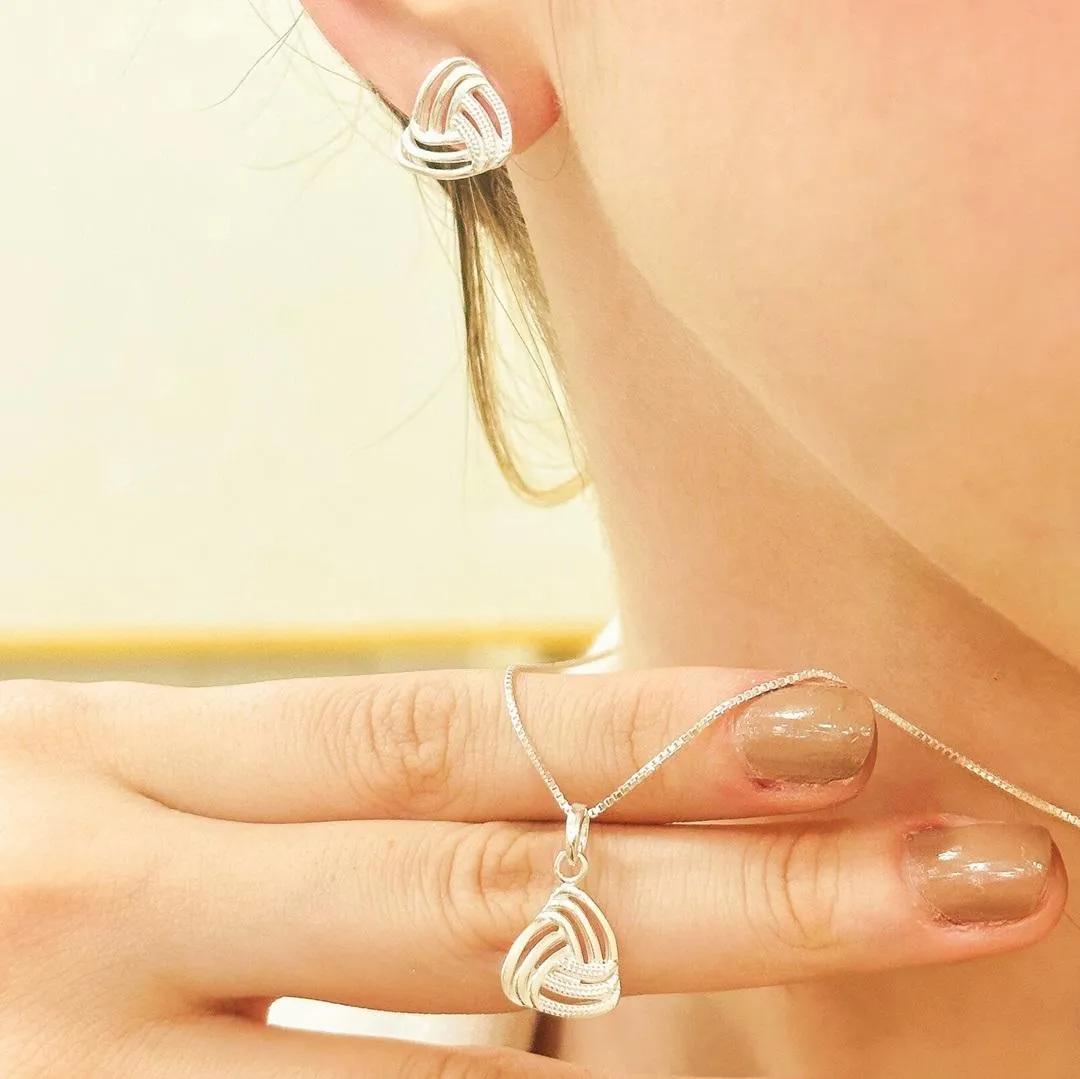 CONJUNTO PRATA TRIÂNGULO ENTRELAÇADO