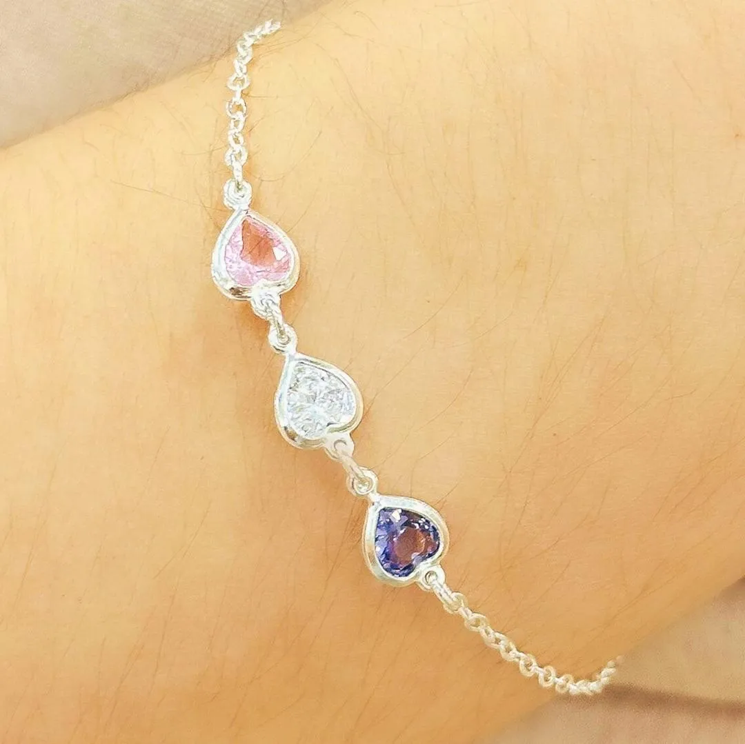 PULSEIRA PRATA 3 CORAÇÕES PEDRAS COLORS