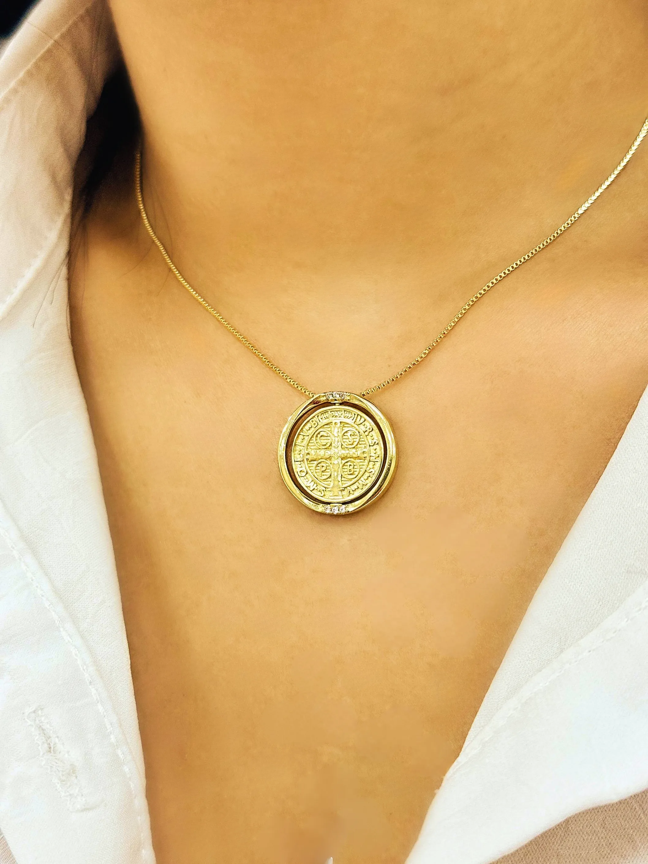 GARGANTILHA MEDALHA SÃO BENTO 2 FACES