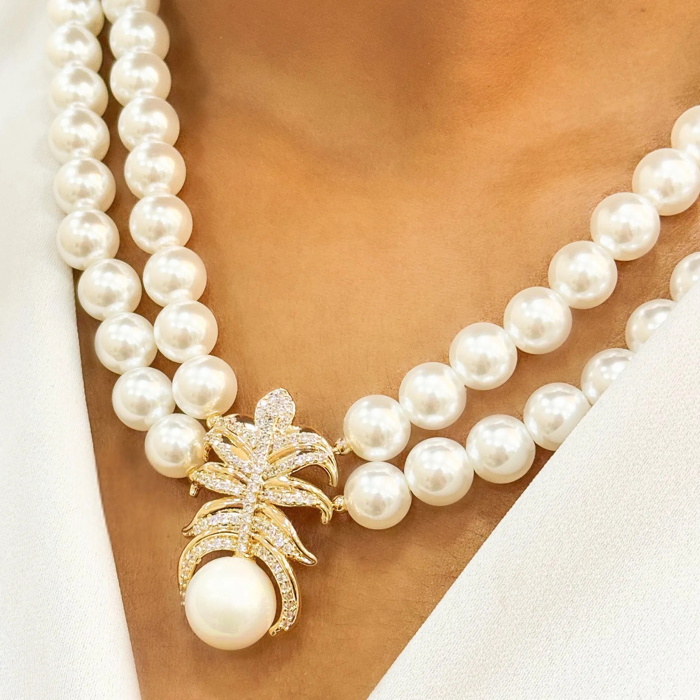 CONJUNTO LUXO PEROLAS FOLHA CRAVEJADA