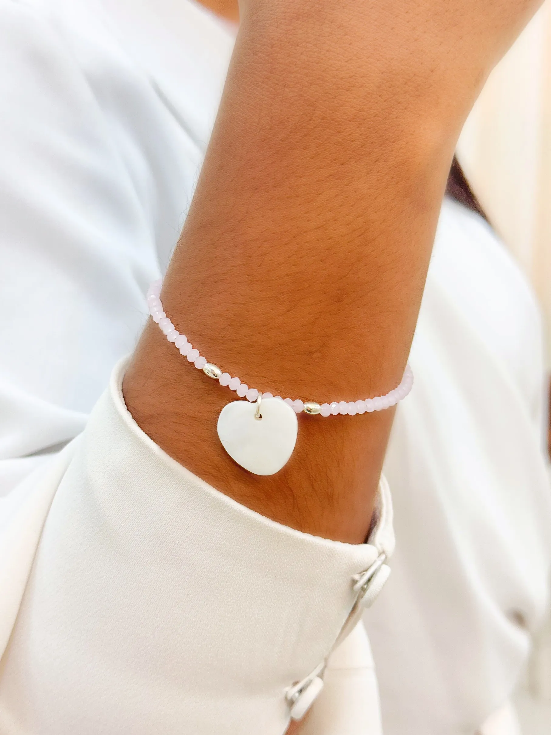 PULSEIRA PRATA CRISTAIS ROSA COM CORAÇÃO MADRE PEROLA