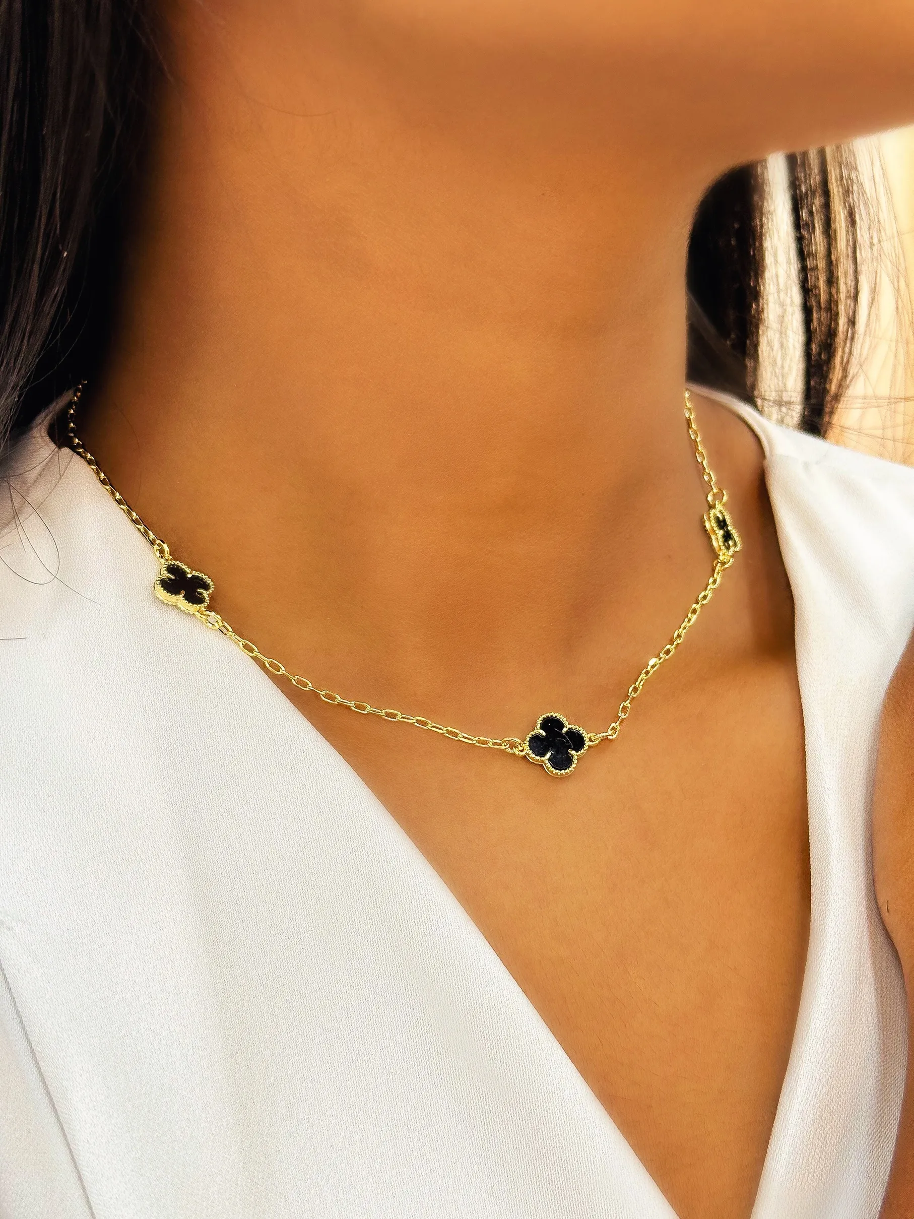 CHOKER ALHAMBRA VAN CLEEF PRETO