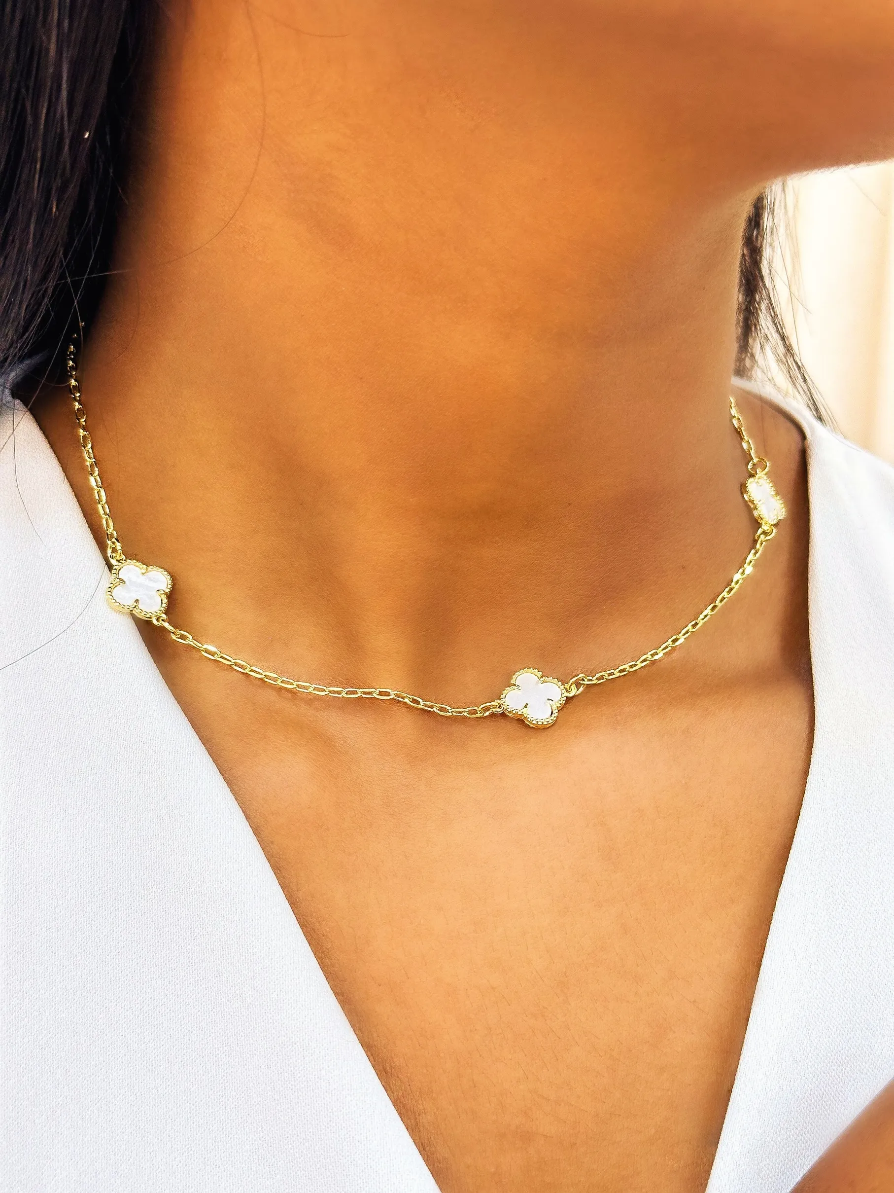 CHOKER ALHAMBRA VAN CLEEF MADRE PEROLA