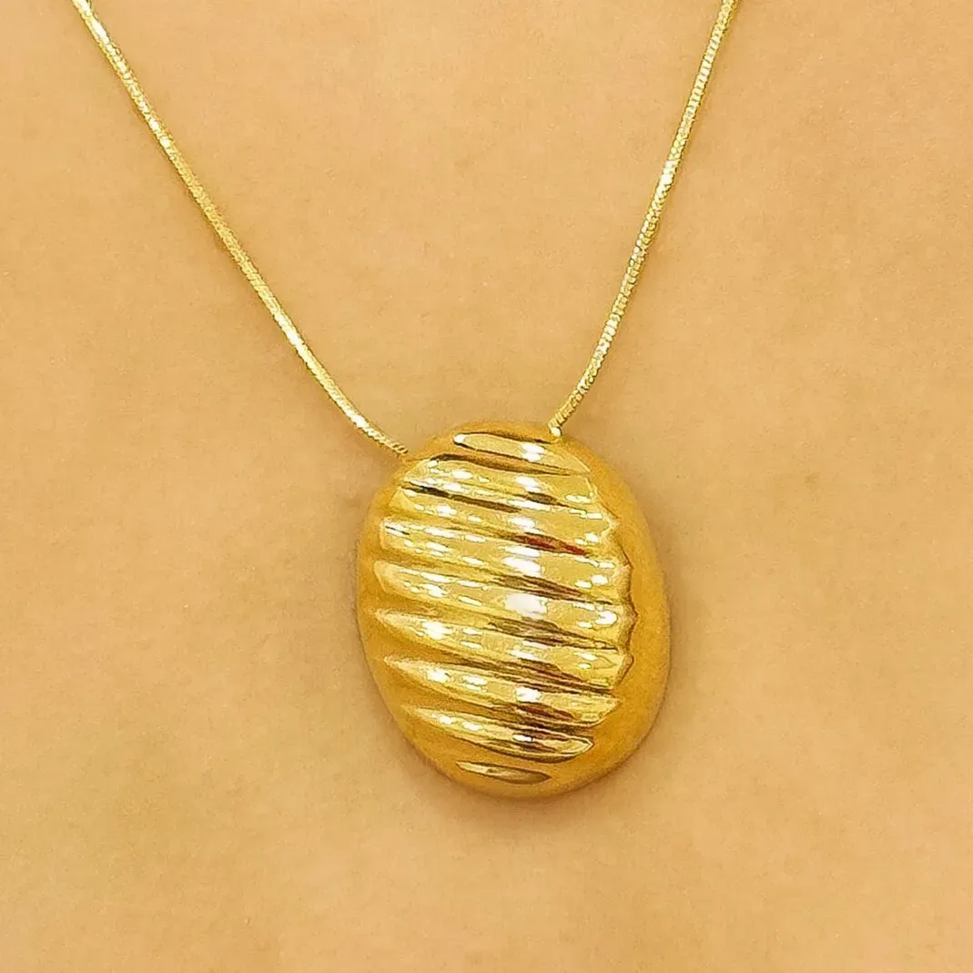COLAR OVAL TEXTURIZADO