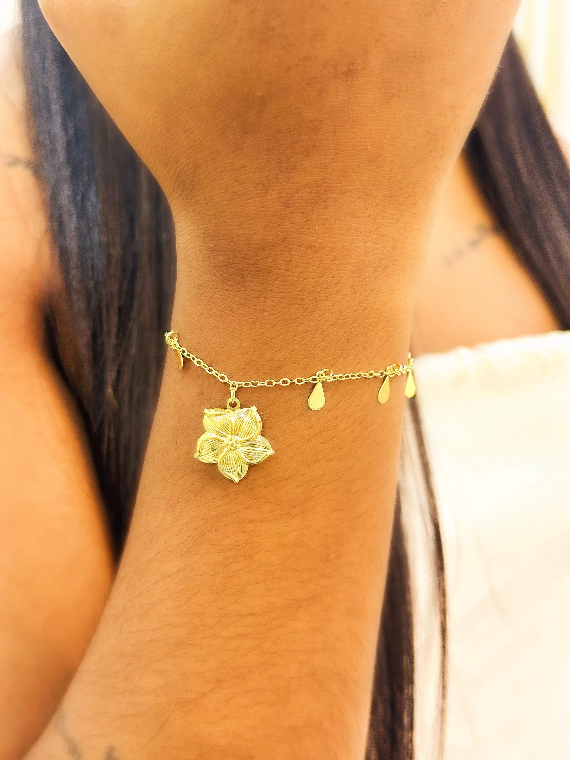 PULSEIRA  FLOR COM GOTAS