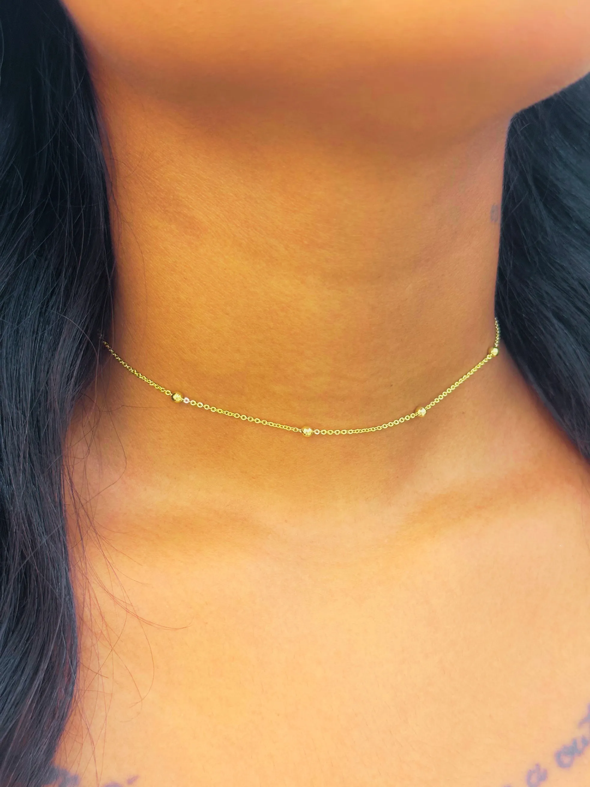 CHOKER BOLINHA