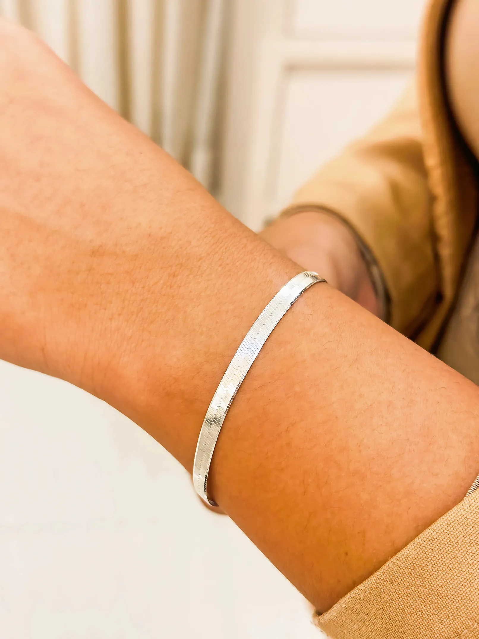 PULSEIRA PRATA LAMINADA FIO 050