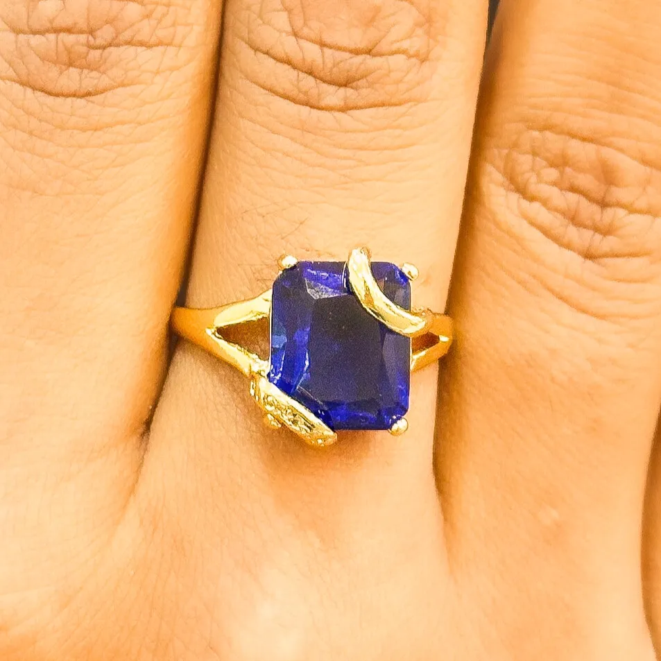 ANEL RETÂNGULAR PEDRA AZUL SAFIRA